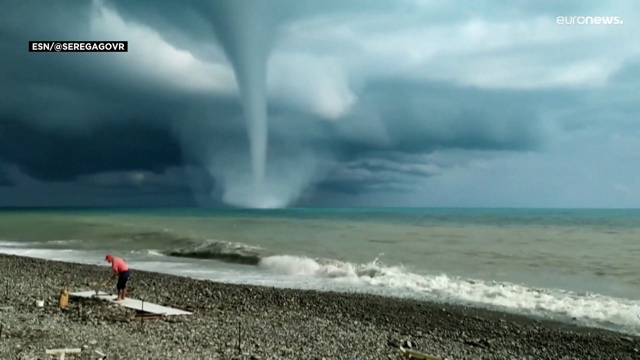 Riesige Wasserhose bei Sotchi