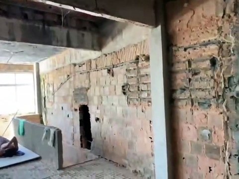 Teto de restaurante na Beira Mar desaba e deixa duas pessoas feridas