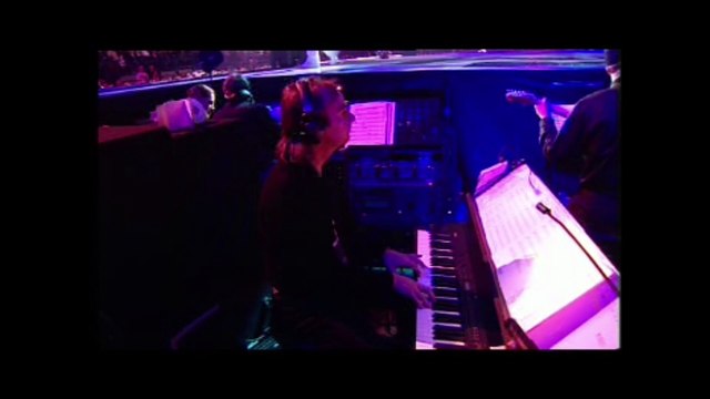 Cliff Richard - Needles And Pins