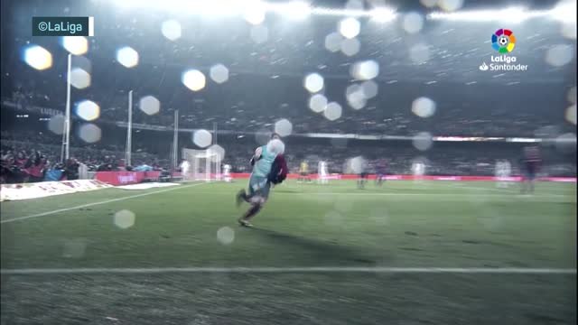 Barcelone - Les meilleurs buts de Messi lors du Clasico