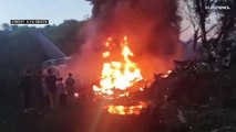 فيديو: مقتل أربعة أشخاص في تحطم طائرة شحن عسكرية روسية