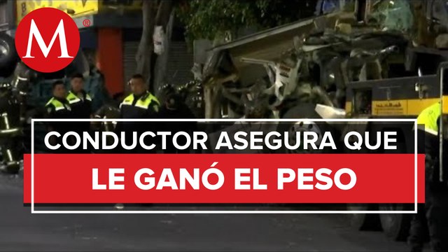 Cae un tráiler de un puente y deja dos personas muertas en CdMx
