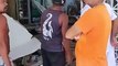 Teto de restaurante na Beira Mar desaba e deixa duas pessoas feridas