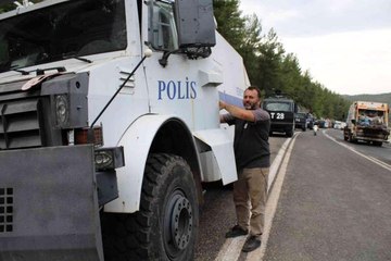 TOMA'lar alevlere müdahale için teyakkuzda bekliyor