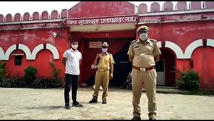action: जेल में पहुंचा पुलिस जाप्ता, मचा हडक़ंप