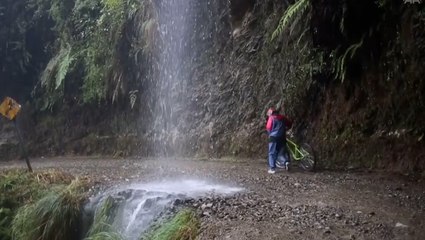 Bolivian mountain path is so dangerous it's known as 'Death Road'