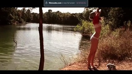 Amber Heard Hot Undressing