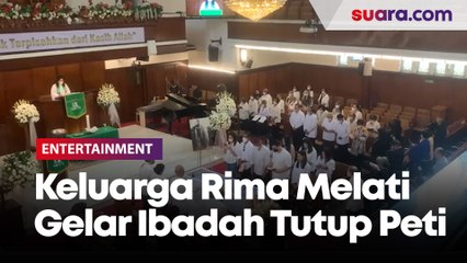 Keluarga Mendiang Rima Melati Gelar Ibadah Tutup Peti Sebelum Jenazah Dimakamkan