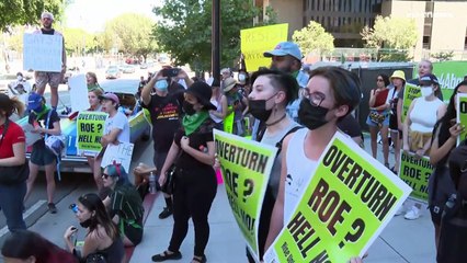 Des milliers de personnes manifestent aux États-Unis pour défendre le droit à l'avortement