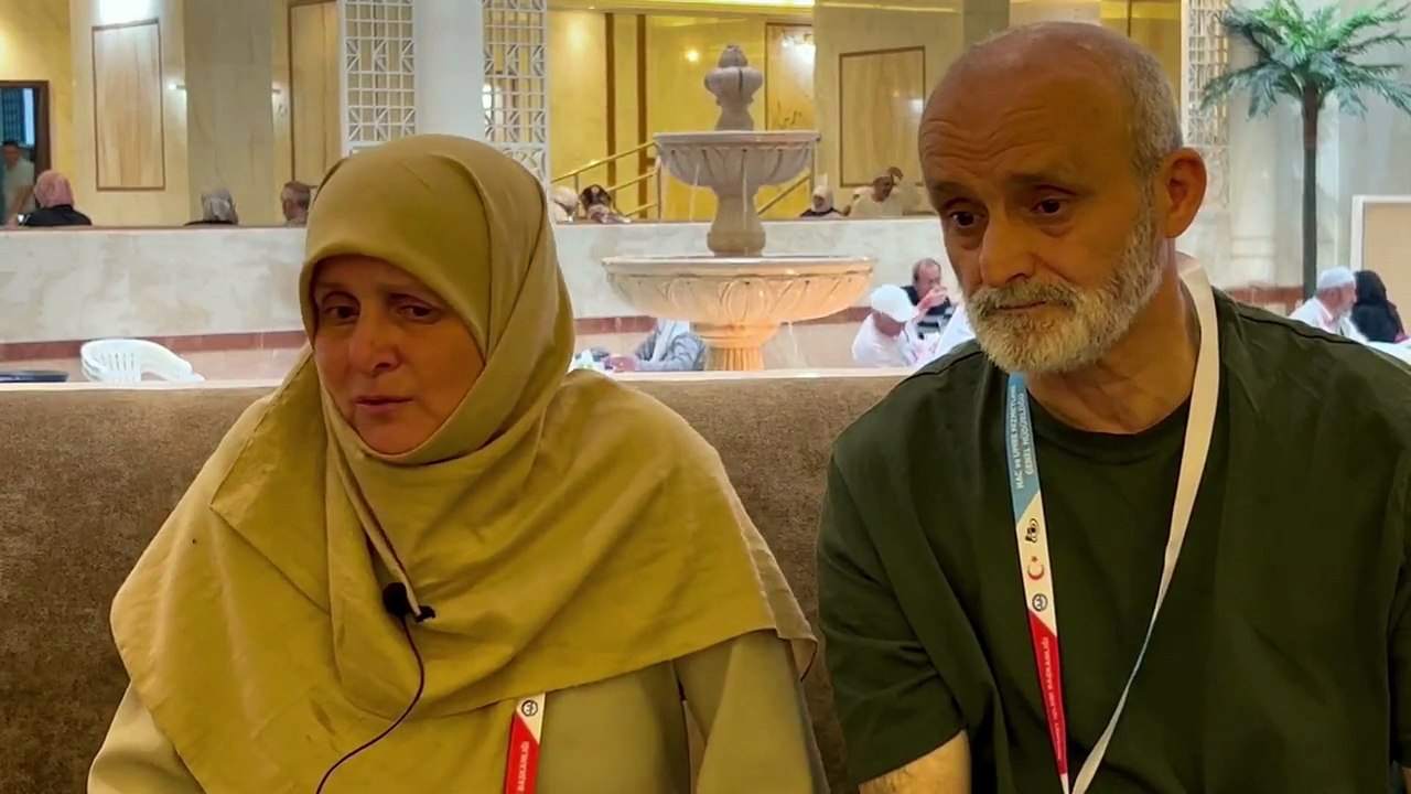 Hac ziyaretini anlatan kadın duygulandırdı! "Allah'ım acizin geldi affet!"