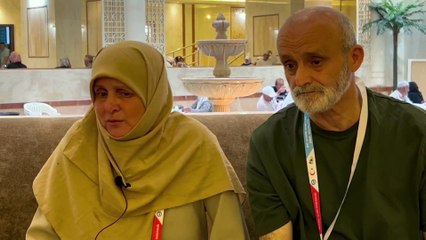 Hac ziyaretini anlatan kadın duygulandırdı! "Allah'ım acizin geldi affet!"