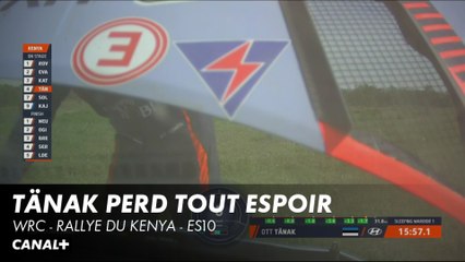 Tanak à l'arrêt suite à un problème mécanique - Rallye du Kenya
