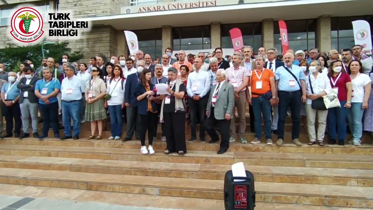 TTB Başkanı Şebnem Korur Fincancı: Özel hastaneler kamulaştırılarak hekim ve sağlık çalışanlarının emek sömürüsüne son verilmeli