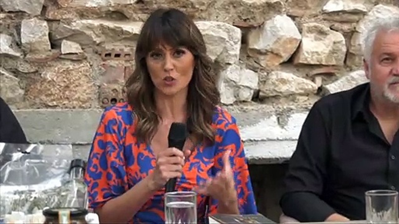 Με ρακή και τραγούδια της Κρήτης η παρουσίαση του νέου βιβλίου του Σπύρου Πετρουλάκη στη Λαμία