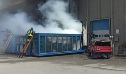Barberino di Mugello (FI) - Brucia il container della raccolta rifiuti di un'azienda (25.06.22)