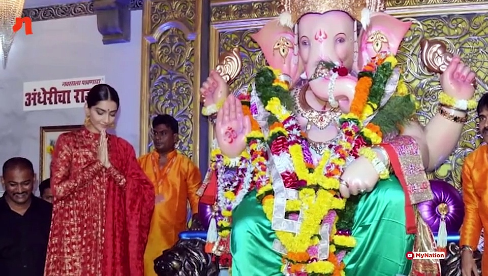 Filmy trends: From Dostana 2 update to waterlogged home of Amitabh Bachchan