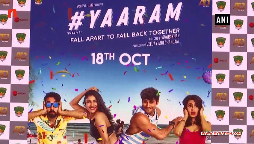 Filmy Trends: From Shah Rukh Khan's  #AskSRK to Aiswarya Rai's Durga Puja 2019