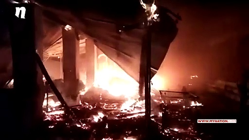 सब्जी मंडी में भीषण आग, कई गोदाम खाक