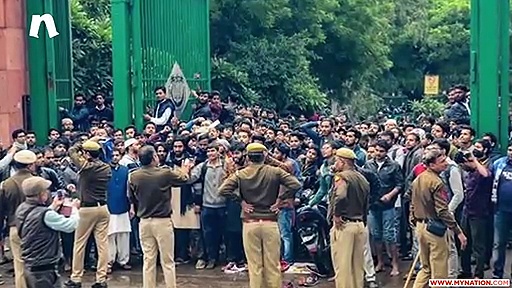 Bengaluru Cop Sings National Anthem To Calm Protesters