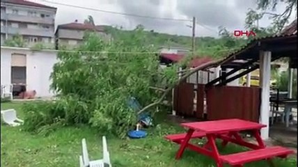 Zonguldak'ta hortum, Bartın’da sağanak nedeniyle su baskınları yaşandı