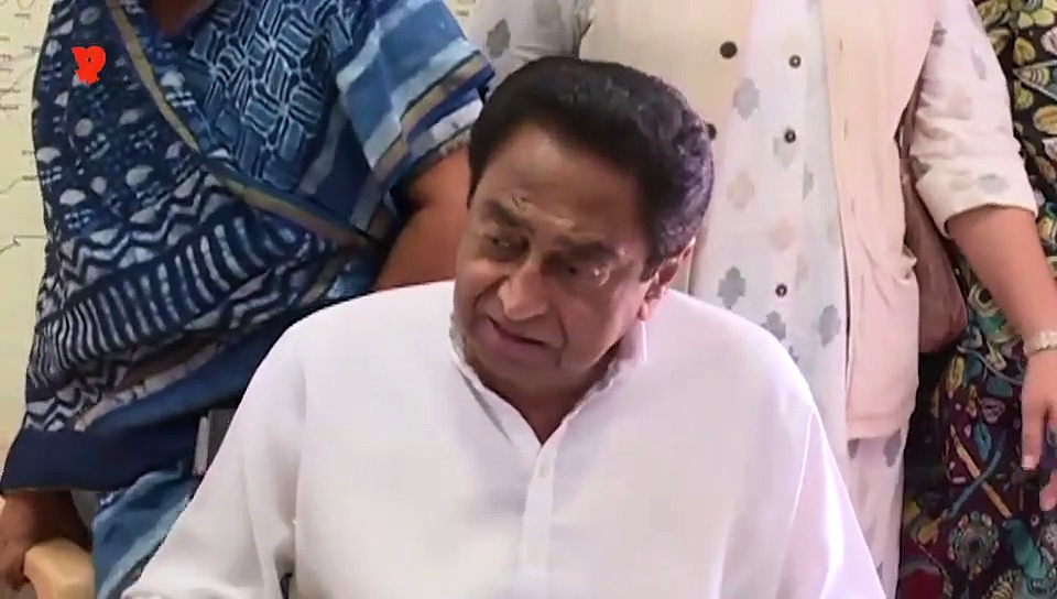 कांग्रेस के वरिष्ठ नेता ने उड़ाया अविश्वास प्रस्ताव का मजाक, कहा...