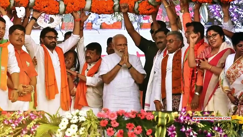 Modi-fied Bengal: Burgeoning support for PM is giving CM Mamata sleepless nights