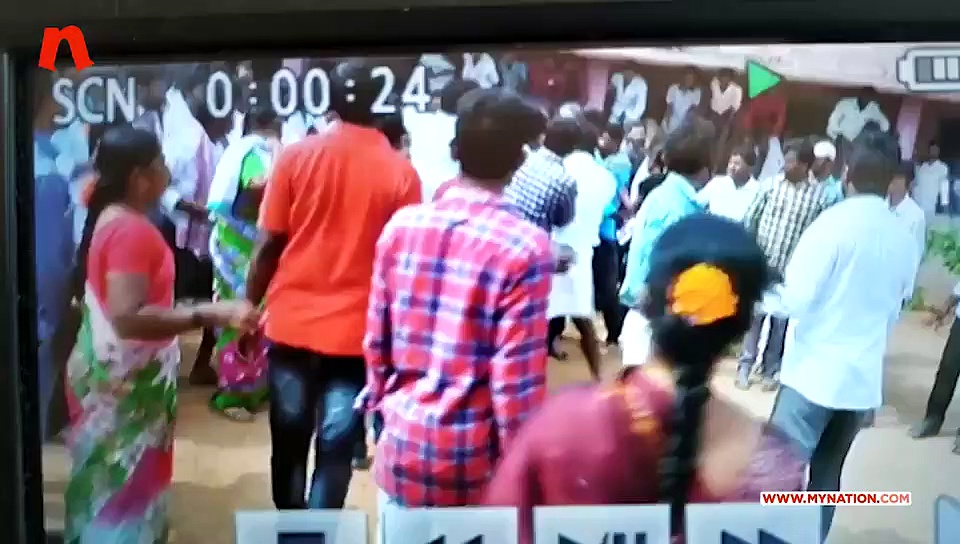 #Semifinals18: TRS agents thrash policeman for helping elderly person vote