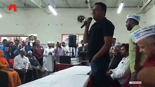 2019 Lok Sabha polls: Aam Aadmi Party offers support to actor Prakash Raj