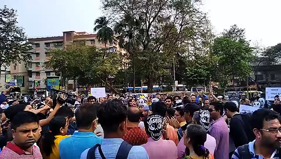 Bhobishyoter Bhoot director Anik Dutta, film fraternity, fans protest 'ban'