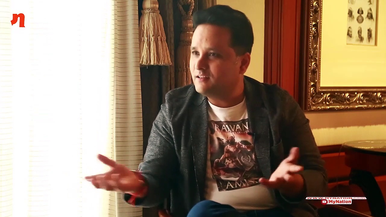 India stuck between Left, Right, true wisdom lies in Centre: Author Amish Tripathi