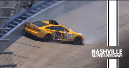 Kyle Busch makes wall contact in Nashville Cup qualifying