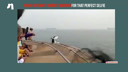 Devendra Fadnavis's wife Amruta crosses barricade for selfie, doesn't pay heed to warnings (Video)