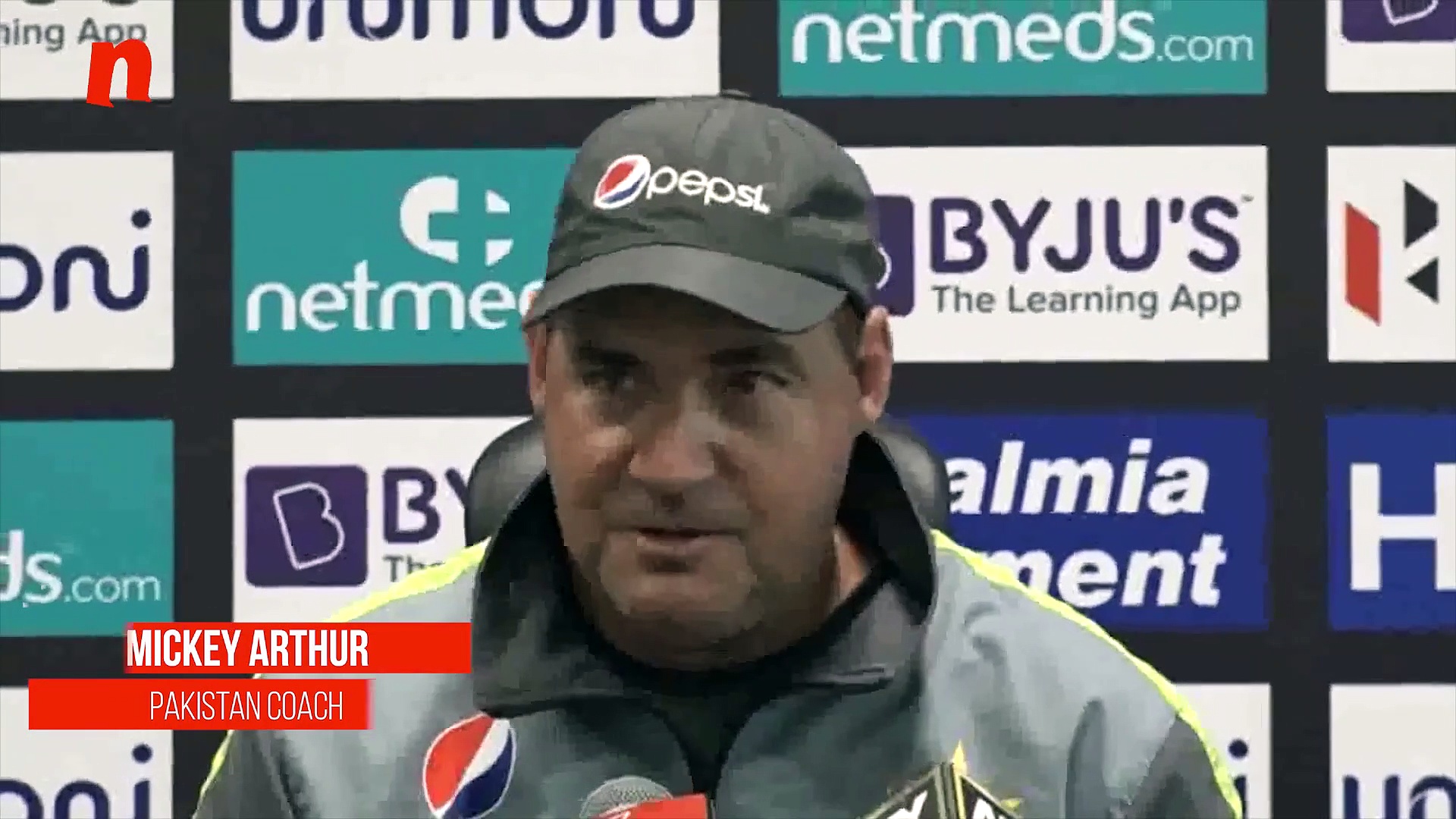 Asia Cup 2018: Pakistan suffering from 'confidence crisis', says coach Mickey Arthur after 9-wicket rout by India (Video)