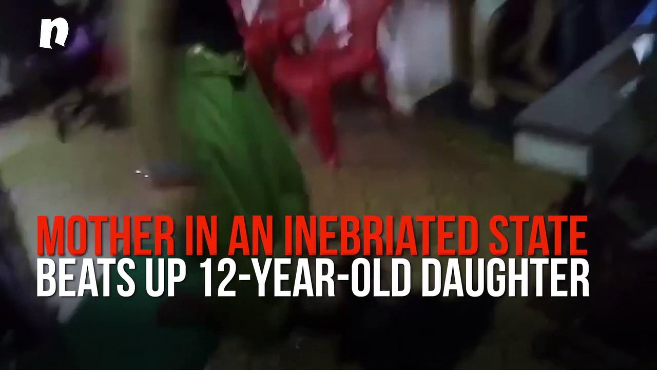 Drunk mother beats up daughter in Karnataka, video goes viral