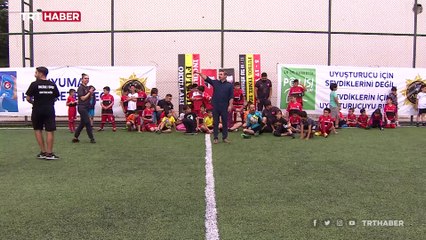 Ankara Emniyeti narkotik ekipleri gençlerle futbol maçı yaptı