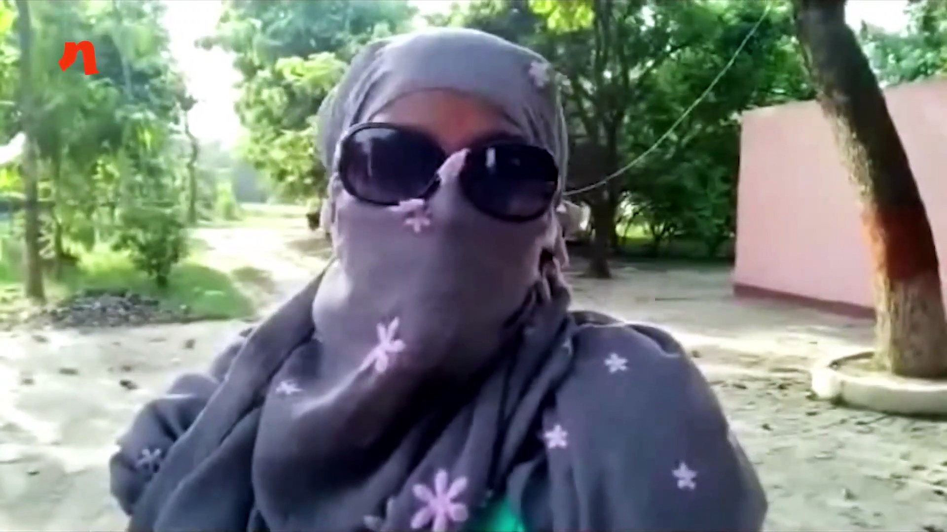 पति से मिलाने की फरियाद लेकर थाने पहुंची महिला की पिटाई