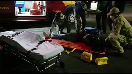 Motociclista fica ferido em forte colisão no Centro