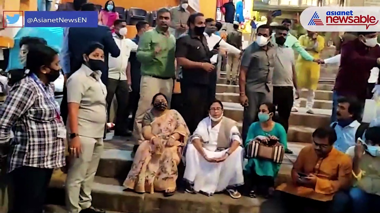 UP Election 2022: ‘Modi, Modi’ slogans greet Mamata in Varanasi