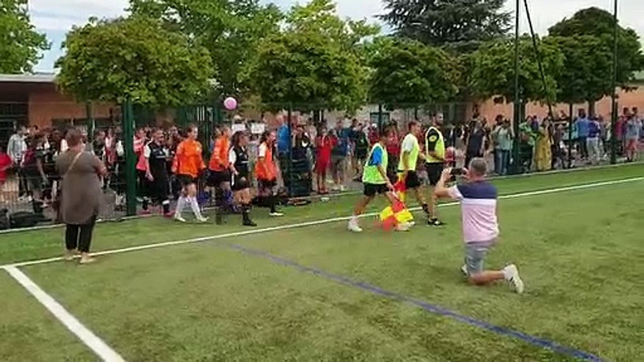 Entrée des finalistes du tournoi U15