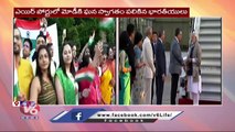PM Modi Receives Warm Welcome By Indian Community In Germany _ V6 News