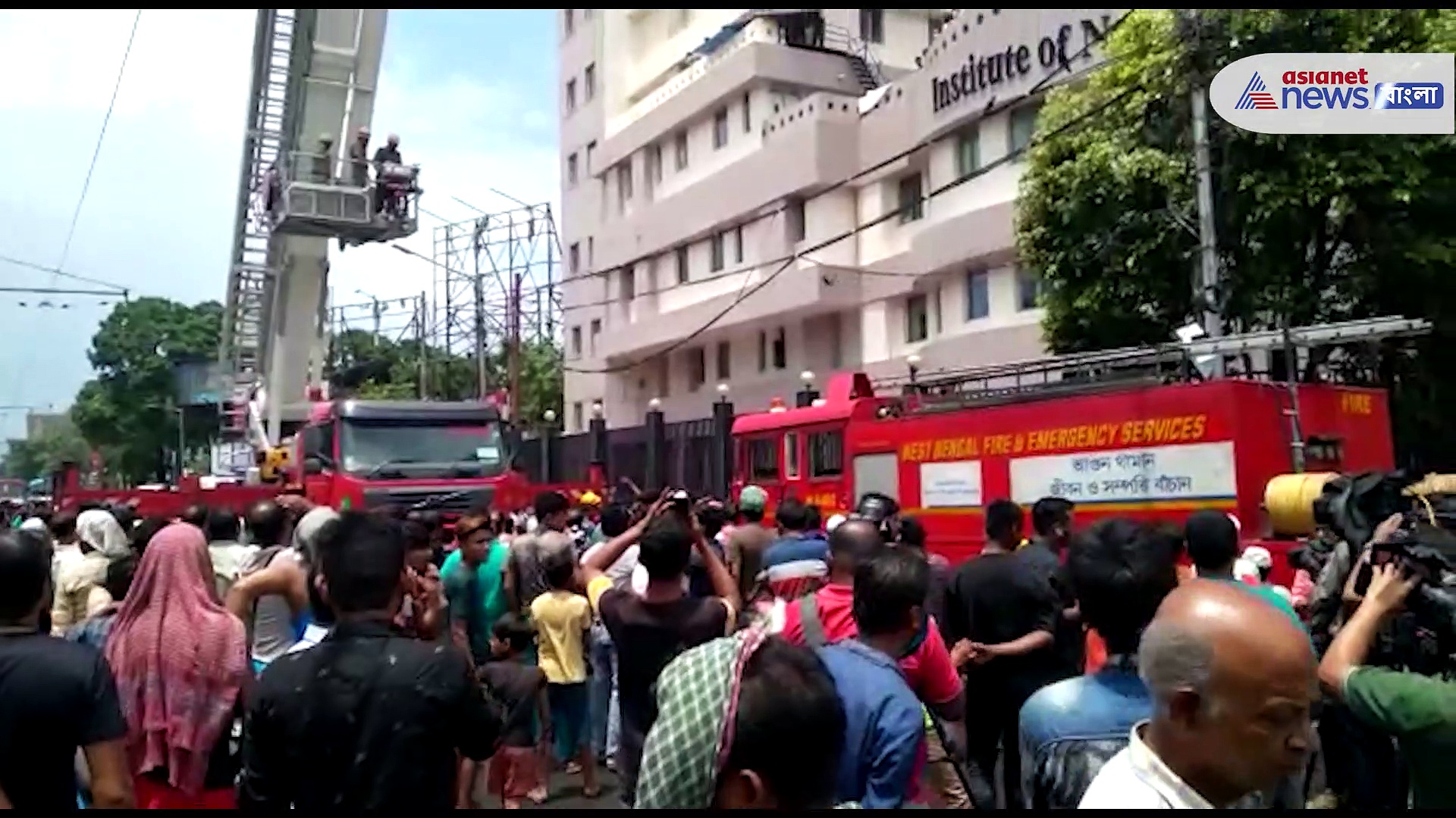 ২.৩০ ঘণ্টা ধরে কার্নিশে রোগী, আত্মহত্যা নাকি গাফিলতি