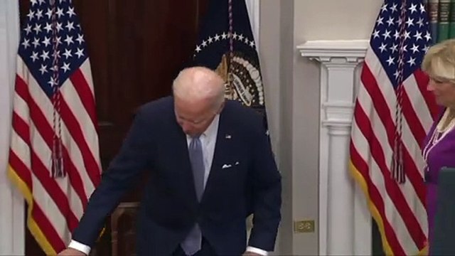 Joe Biden firma la legge bipartisan sul controllo delle armi