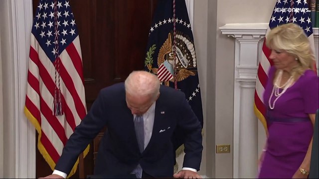 Байден подписал закон о контроле над оружием