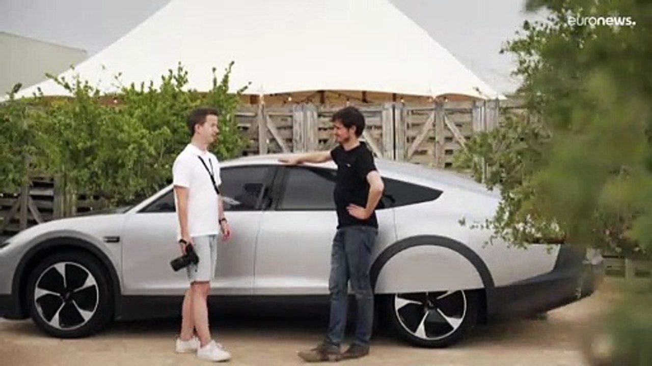 Die Solarautos kommen: mehrere Modelle mit Solarzellen erwartet