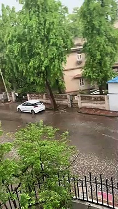 Monsoon Rain : अहमदाबाद में जमकर बरसे मेघ