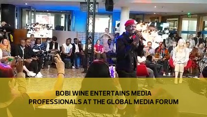 Bobi Wine entertains media professionals during the DW Global Media Forum