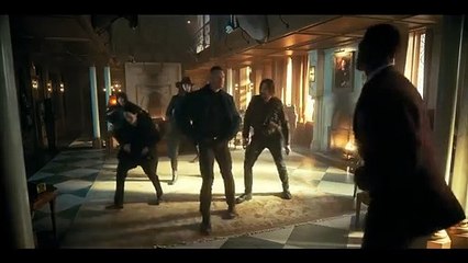 أبطال The Umbrella Academy يرقصون على Footloose خلال أحداث الموسم الثالث
