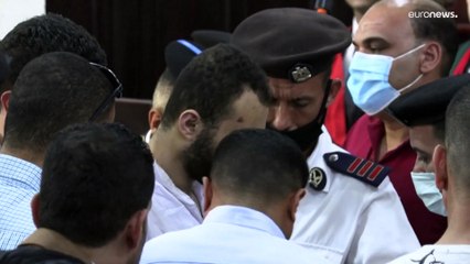 شاهد: بدء محاكمة شاب قتل طالبة أمام جامعتها في مصر لرفضها الارتباط به