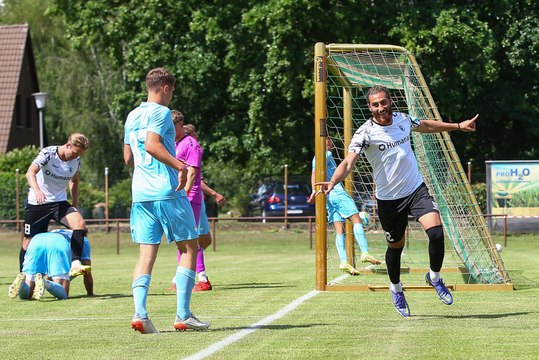 Aufsteiger gegen Absteiger: Magdeburg bleibt auch gegen Viktoria Berlin ungeschlagen