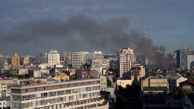 روسيا تعود لقصف كييف.. ما الرسالة التي تريد موسكو إيصالها؟
